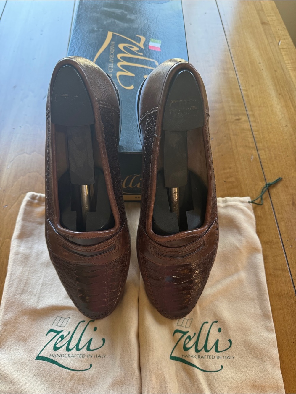 Zelli Men's Brown Croc-Pattern Leather Slip-On Loafers